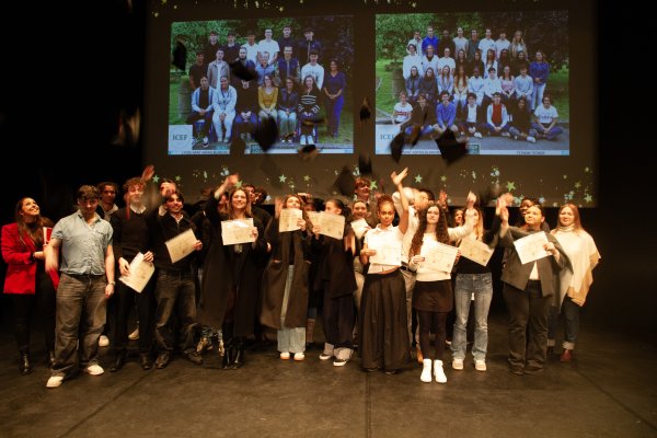 CEREMONIE REMISE DIPLOME 036 CEREMONIE REMISE DIPLOME 036