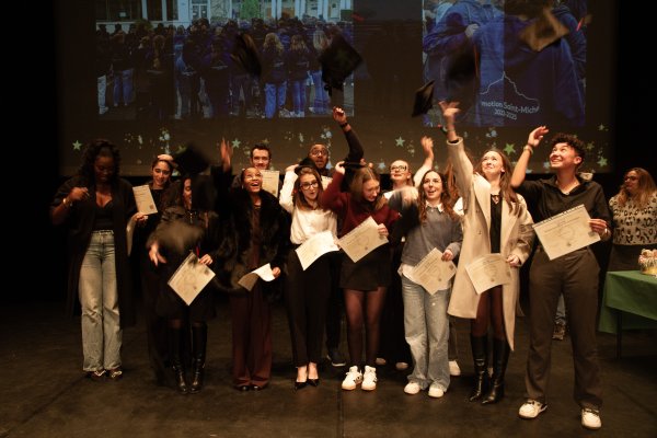 CEREMONIE REMISE DIPLOME 030 CEREMONIE REMISE DIPLOME 030